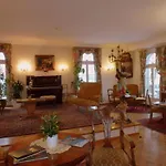 Continental Hotel