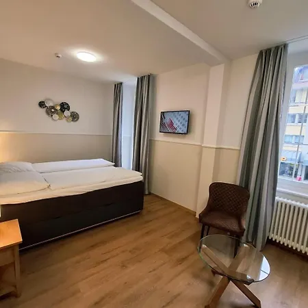 Continental 3*