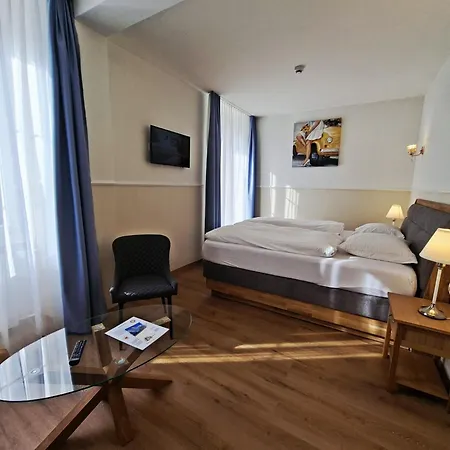 Continental Otel