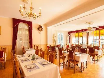 Continental 3* Unterseen