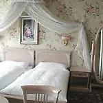 Continental Hotel
