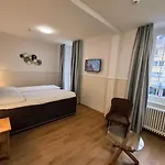 Continental 3*