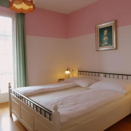 Continental 3* Unterseen